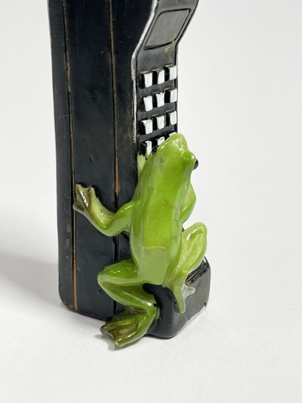 新品 カエル オブジェ 電話とカエル 蛙 かえる インテリア 小物 雑貨 飾り かわいい 置物 アンティーク調_画像4
