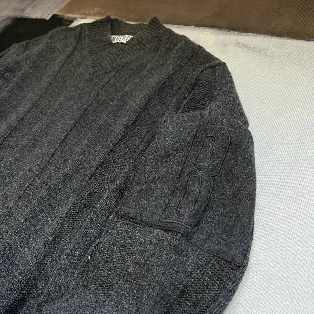 ◇DIRK BIKKEMBERGS ダークビッケンバーグ B刺繍ポケット ニット
