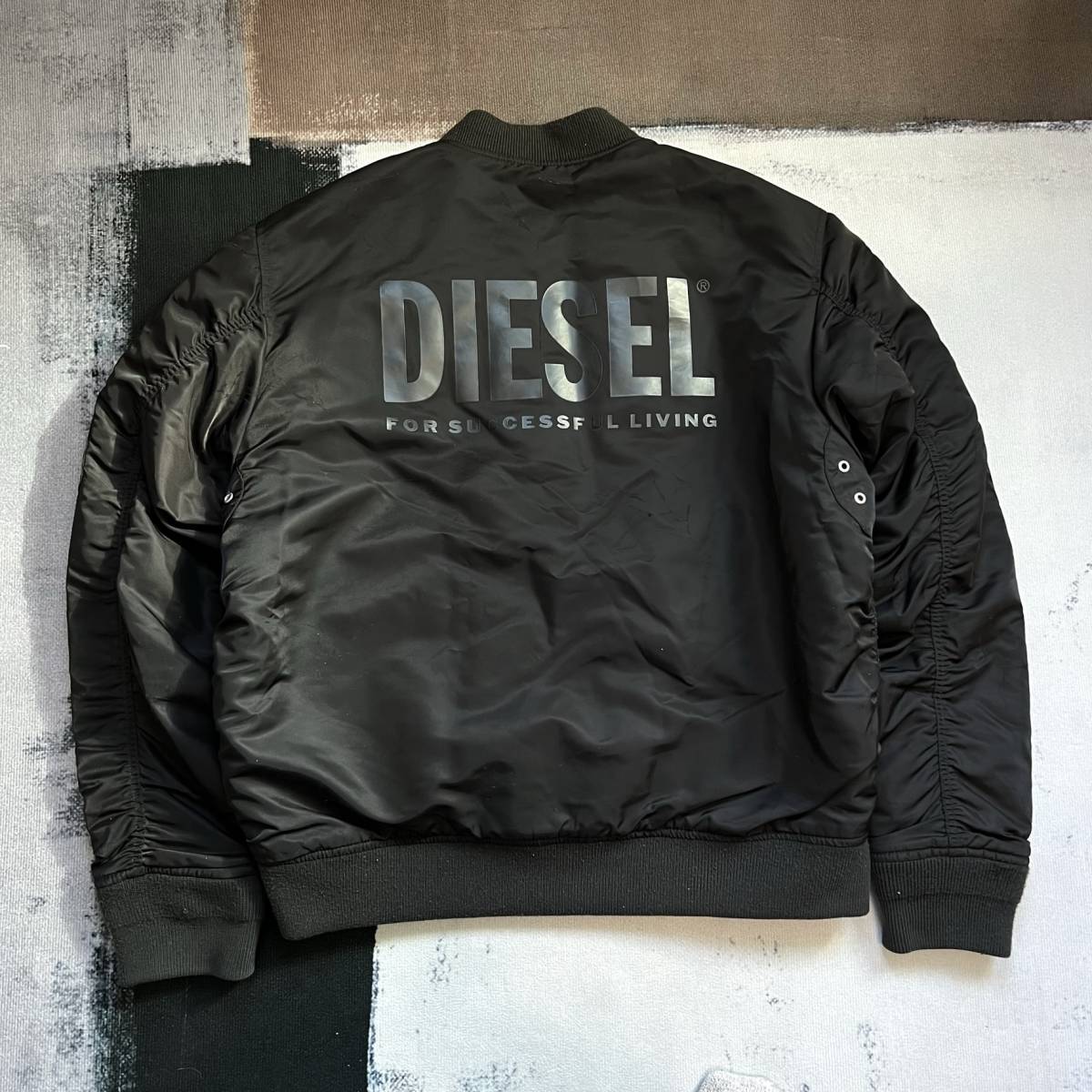 ◆DIESEL ディーゼル ヴィンテージ加工ボンバージャケット MA-1 ブラック バックロゴ Lサイズ 黒 ブラック