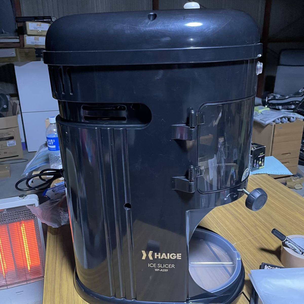 なります 電動式 ふわふわ かき氷機 受け口高 240mm 業務用/家庭用 WF