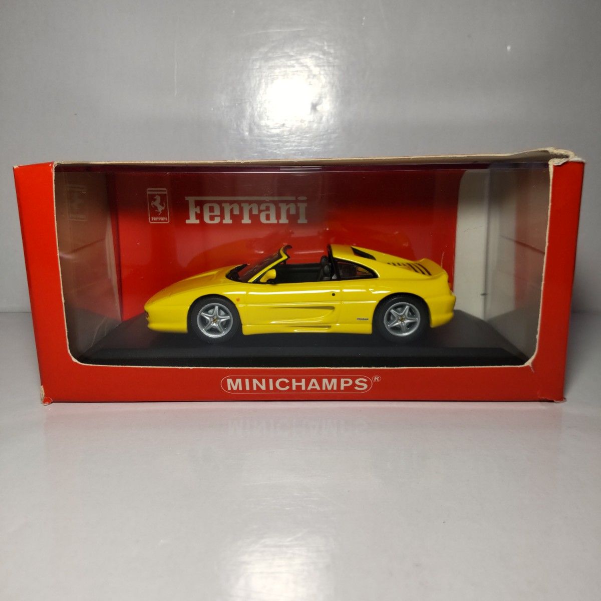 フェラーリ F355GTS ミニチャンプス 1/43