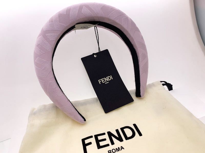 FENDI フェンディ ロゴ　太カチューシャ　ヘアバンド　ピンク系　ヘアアクセサリー　100%シルク　未使用　お買い得