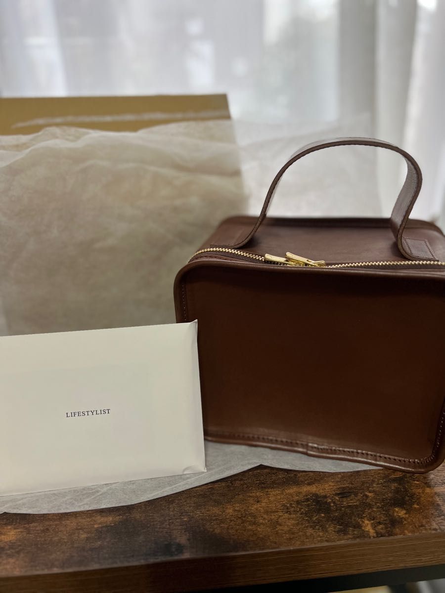 ライフスタイリスト ハンドバッグ限定色チョコレート本革 chateauduroi.co