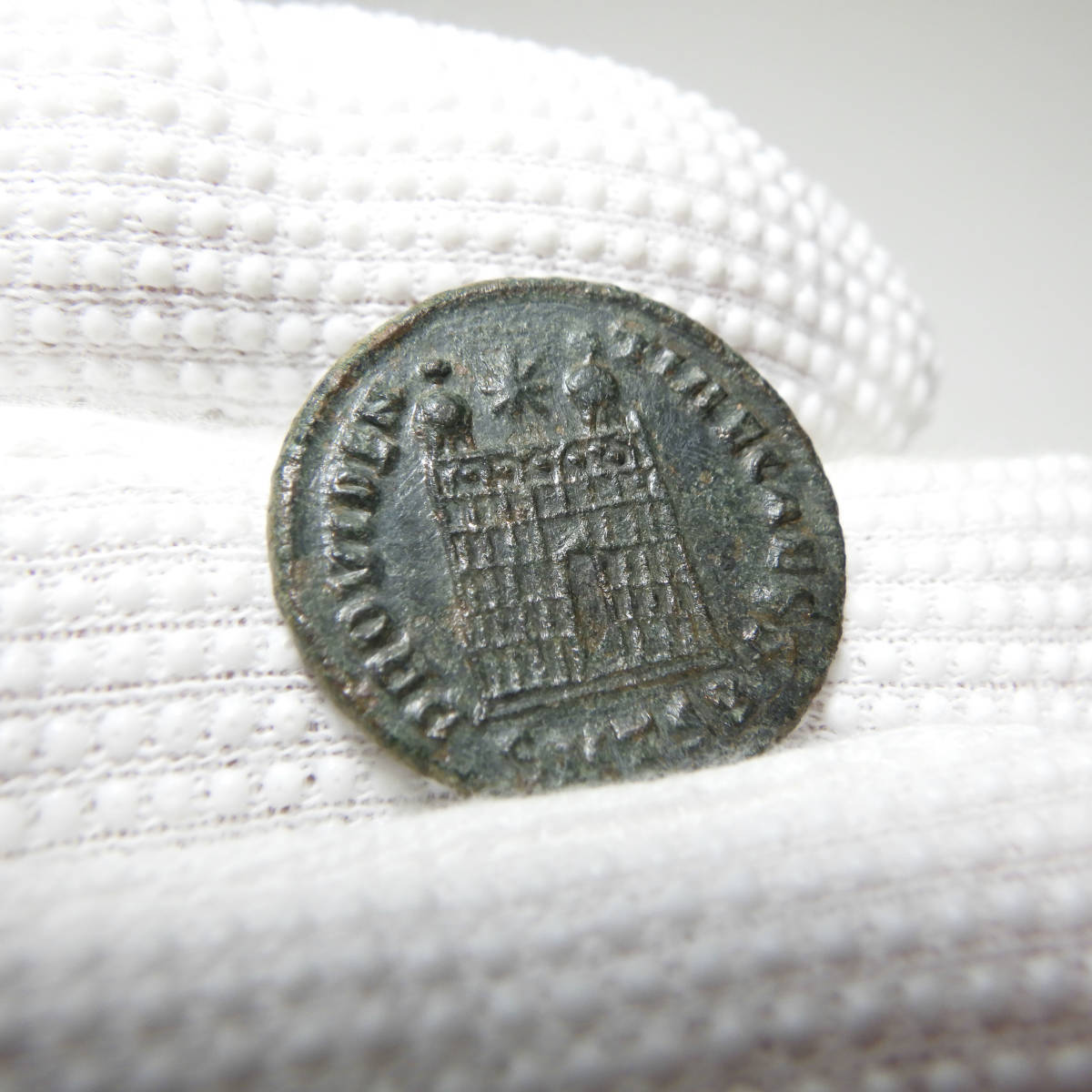 【古代ローマコイン】Constantius II（コンスタンティウス2世）クリーニング済 ブロンズコイン 銅貨(QcuCBPCHXr)_画像7