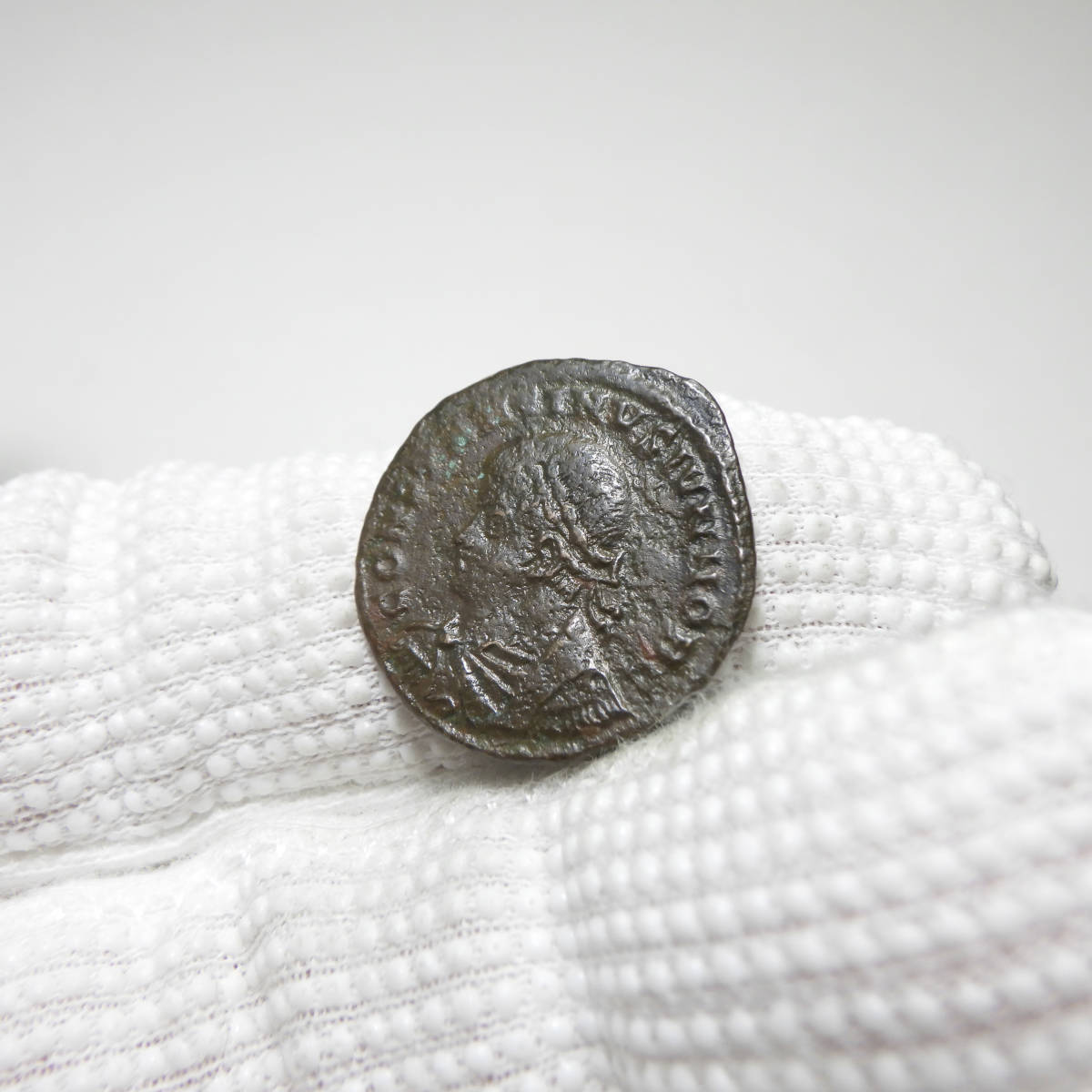 【古代ローマコイン】Constantine II（コンスタンティヌス2世）クリーニング済 ブロンズコイン 銅貨(hXU3EjXZrJ)_画像5