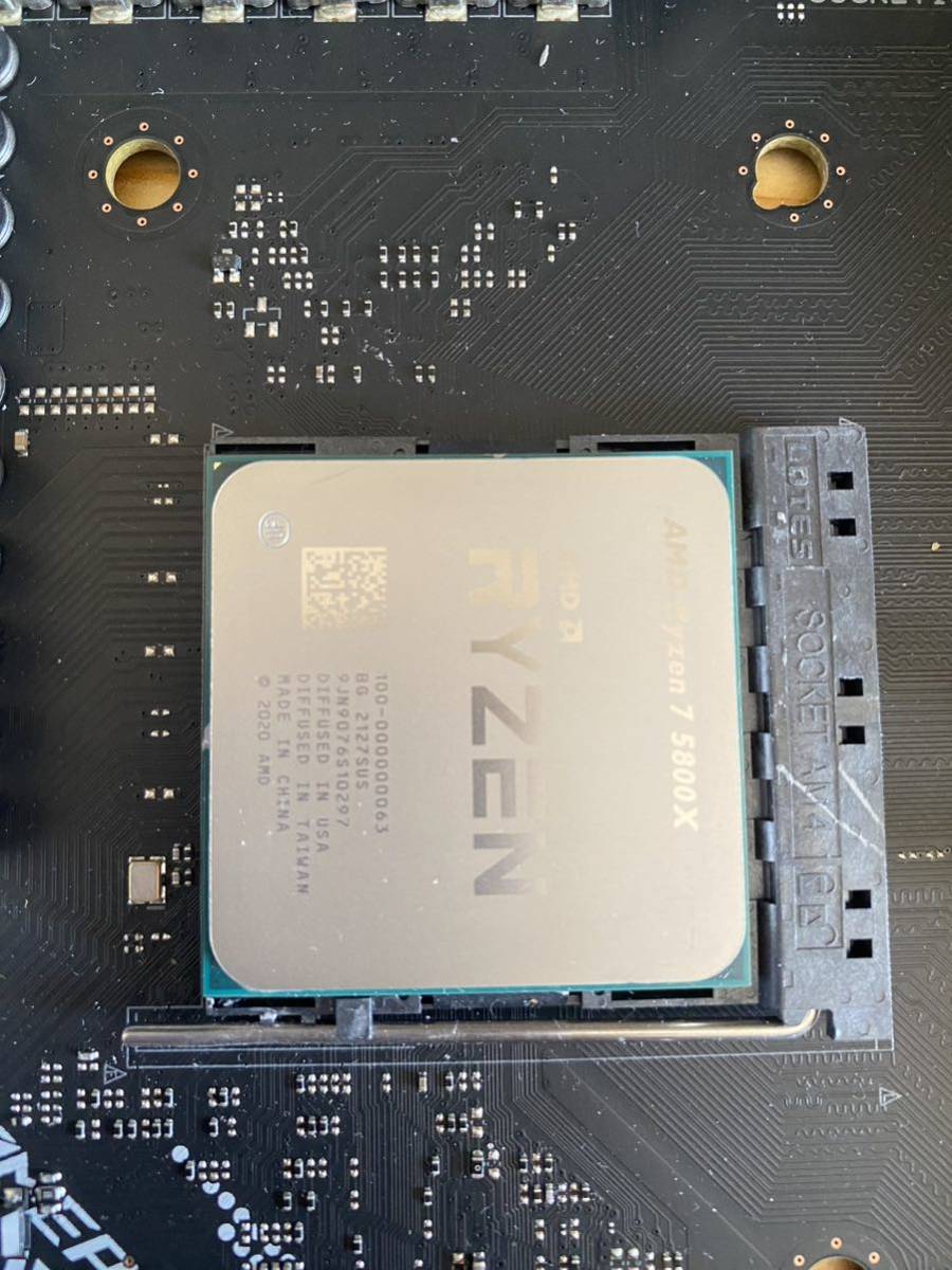 AMD 5800X ROG STRIX B550 CPU + マザーボード + 32GB メモリー 3点