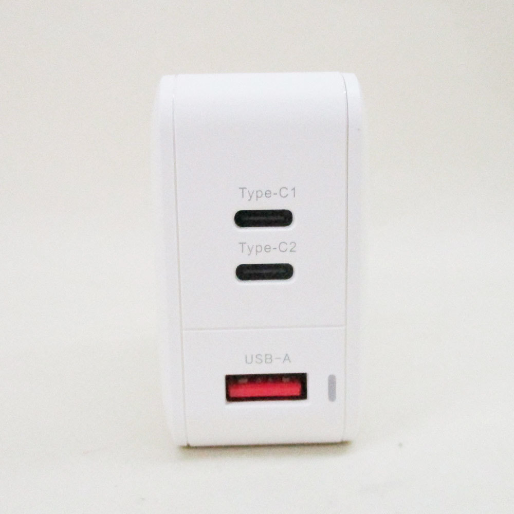 AC charger 3 port PD66w AC-USB charge Type-C/A white Lazos L-AC66-W/9975