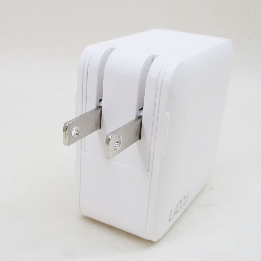 AC charger 3 port PD66w AC-USB charge Type-C/A white Lazos L-AC66-W/9975/ free shipping 
