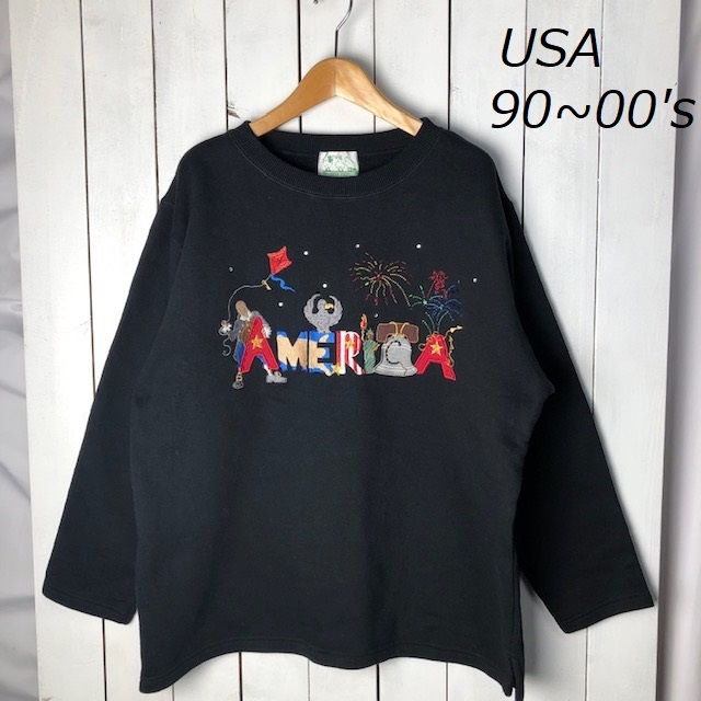 USA古着 90s～ 刺繍デコ レトロ可愛いスウェット 黒 M～L オールド ヴィンテージ アメリカ古着 アップリケ ゆったりワイド ●173