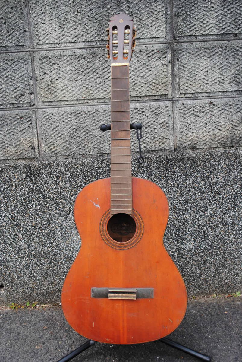 1 ヤマハ YAMAHA ギター G-70D -
