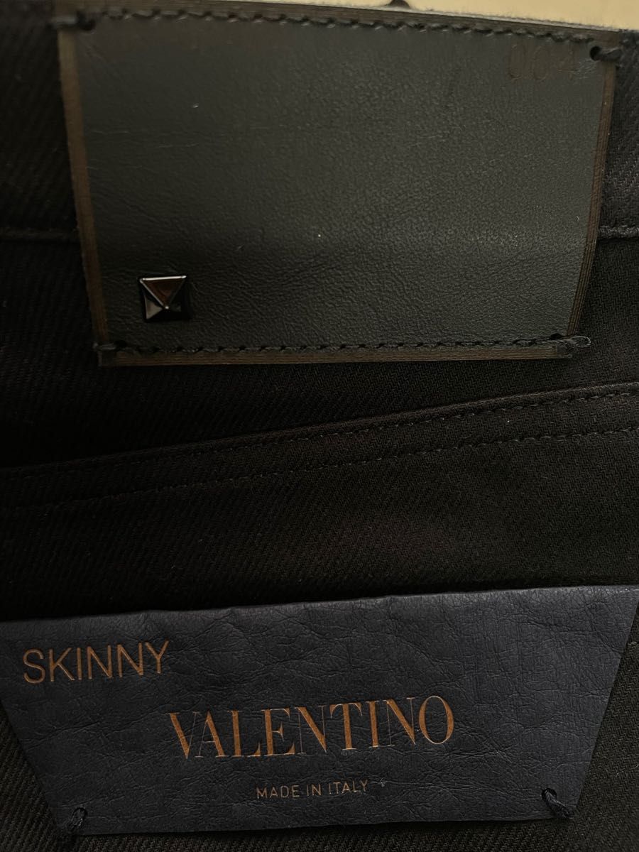 valentino 黒スキニー 28 新品 定価約10万円 | www.mclegal.info