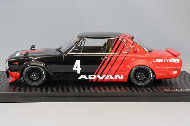 イグニッションモデル 1/18 LB-WORKS ハコスカ 2ドア アドバン