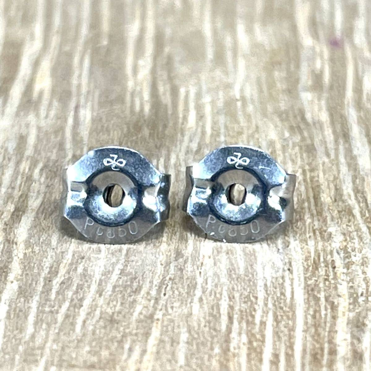 美しい！ジュエリーマキ Pt850 ダイヤ スタッド ピアス 0.86g M1204