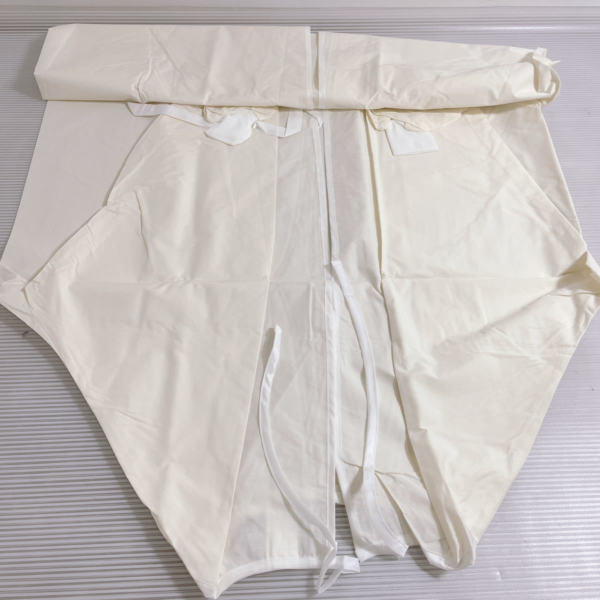 新品・未開封◆まとめて10着 REUSABLE PROTECTIVE WORK WEAR 診察衣 長袖 感染予防対策 ワンサイズ◆L3_画像4