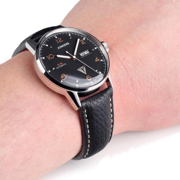 Junkers自動巻き　手巻き腕時計