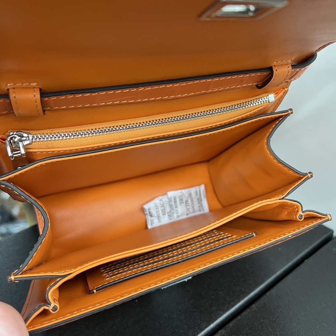 売れ筋がひ! レザーバッグ クロコダイル ショルダー バック マット