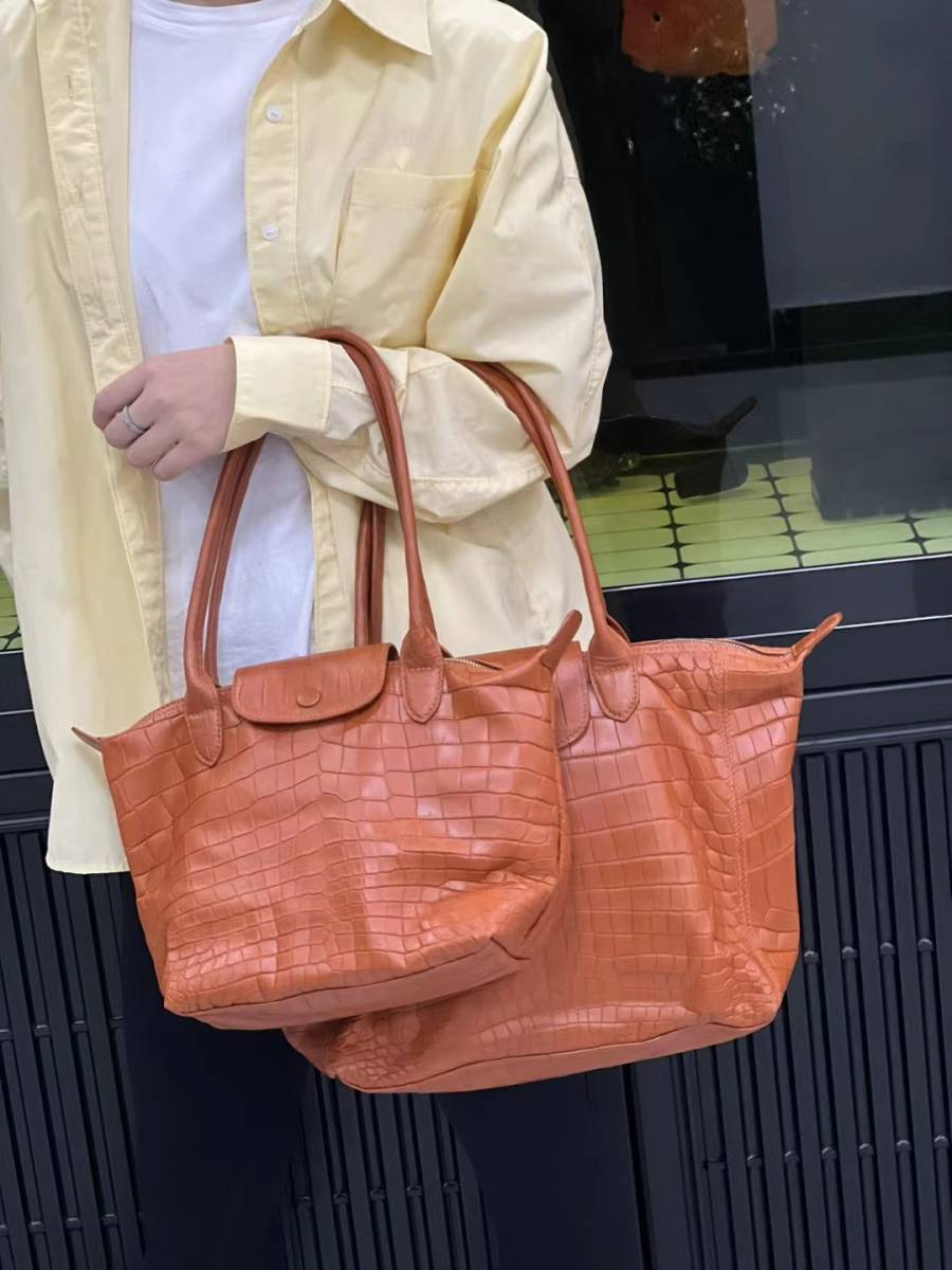 超柔らかい ナイルワニ革 マット仕上げ 服装用のクロコダイル 本革