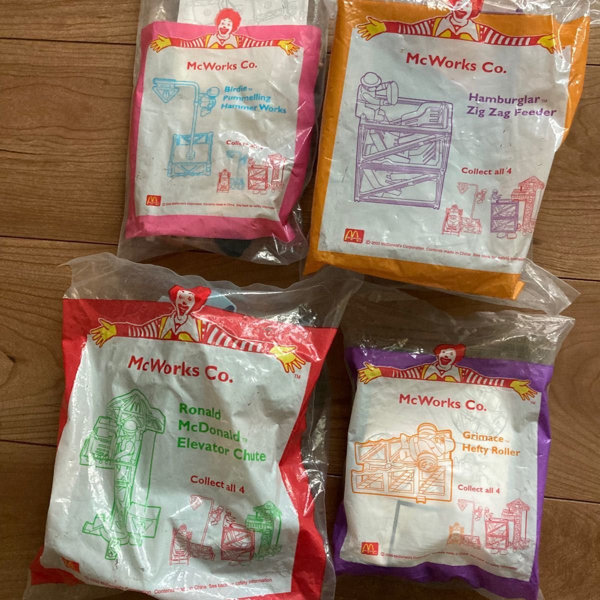 Mc Works Co ハッピーセット 全4種未開封ミールトイ 建設ごっこ Mc Works Co ハッピーセット 全4種未開封ミールトイ 建設ごっこ
