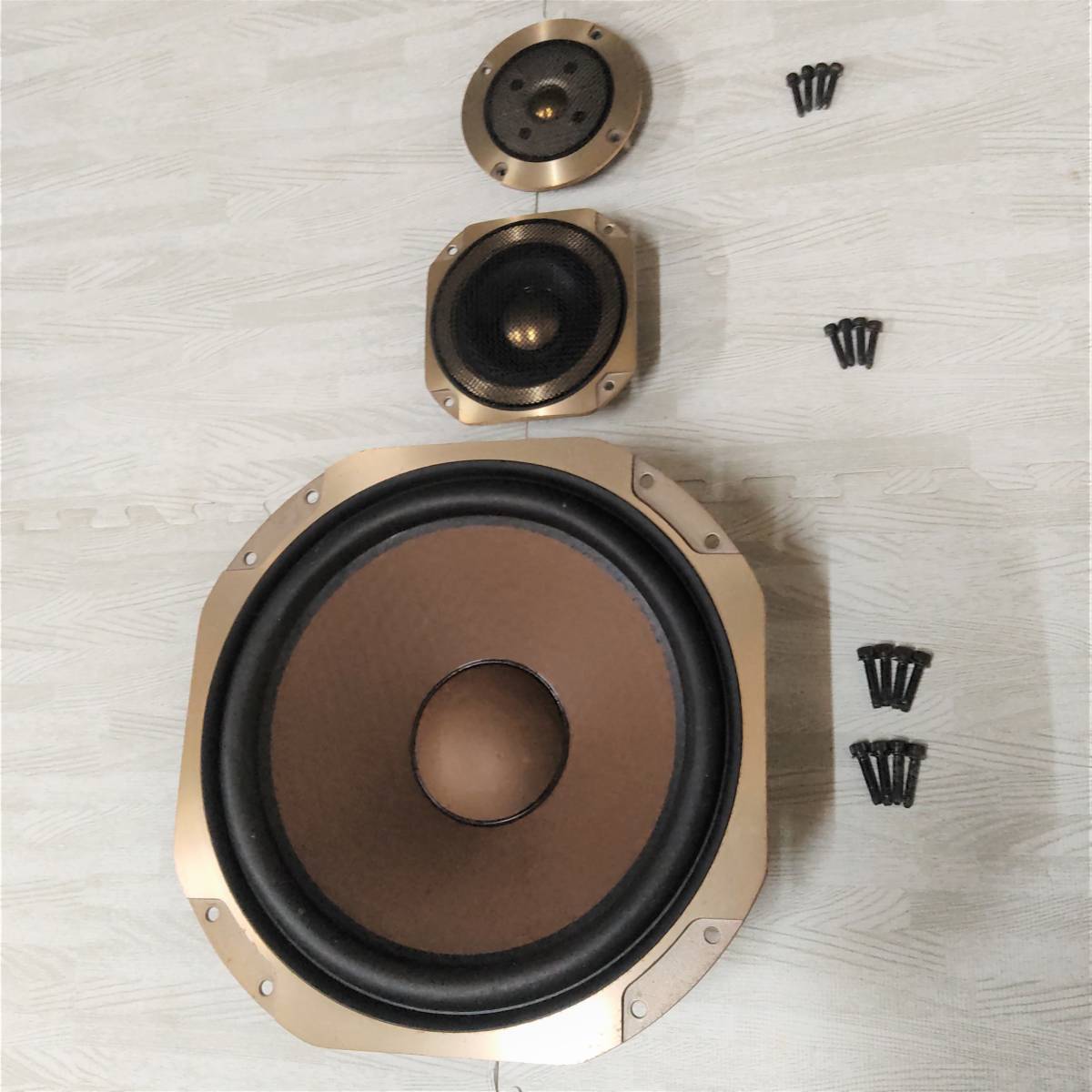 DIATONE 純正 DS-73DⅡスピーカー ユニット 3ウェイ 低音/中音 DIATONE 純正 DS-73DⅡスピーカー ユニット 3ウェイ 低音/中音