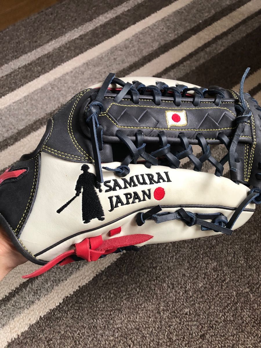 WBC 侍ジャパン 2連覇 記念グローブ
