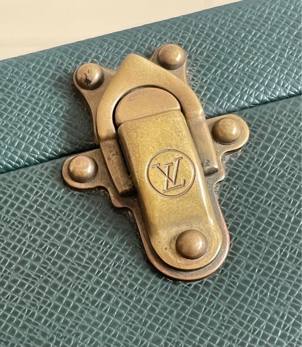 LOUIS VUITTON ルイヴィトン タイガ ディプロマット アタッシュケース