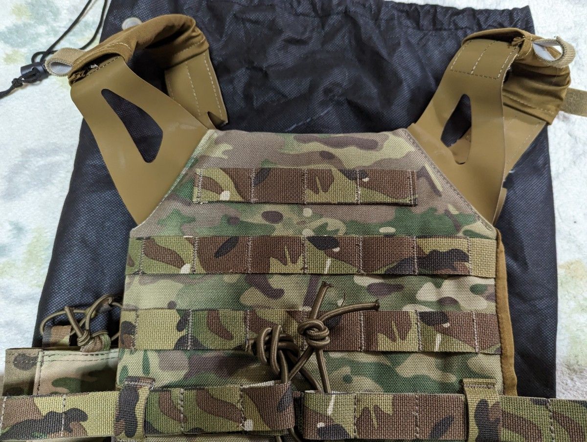 EMERSON JPC プレートキャリア マルチカム タクティカルベスト アーマー MOLLE ラジオポーチ エマーソンギア
