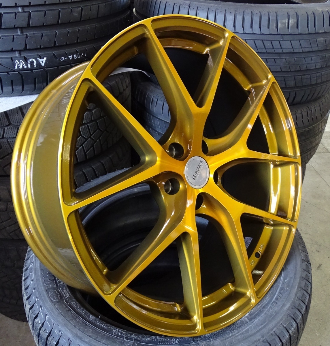 19インチ夏タイヤホイールセット新品１台分　フォルクスワーゲンザビートル夏　235/40R19＆GRORA GS15Vゴールド_画像6