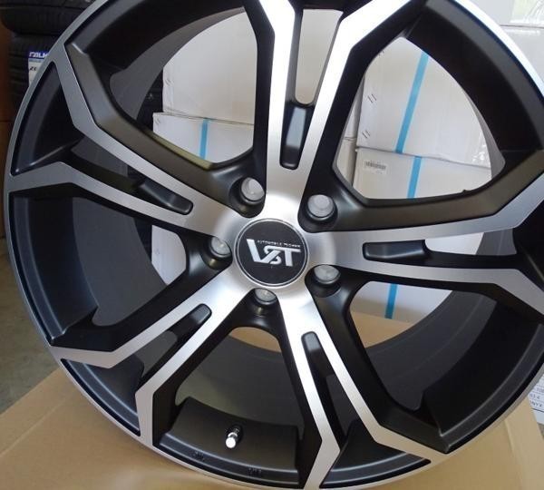 夏タイヤホイールセット新品4本　ボルボV60/S60(ZB)(2018年式～）VSTタイプPLS＆235/45R18インチ_画像4