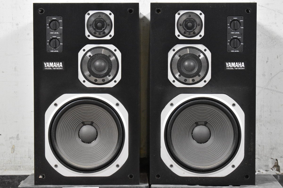 独特の上品YAMAHA NS-200M ブックシェルフ型スピーカー ペア m0s2828