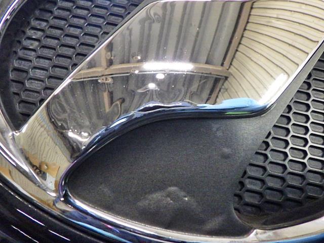 国内外の人気-A-ZVW30 フロントバンパーASSY S 070 - macyo.co.uk