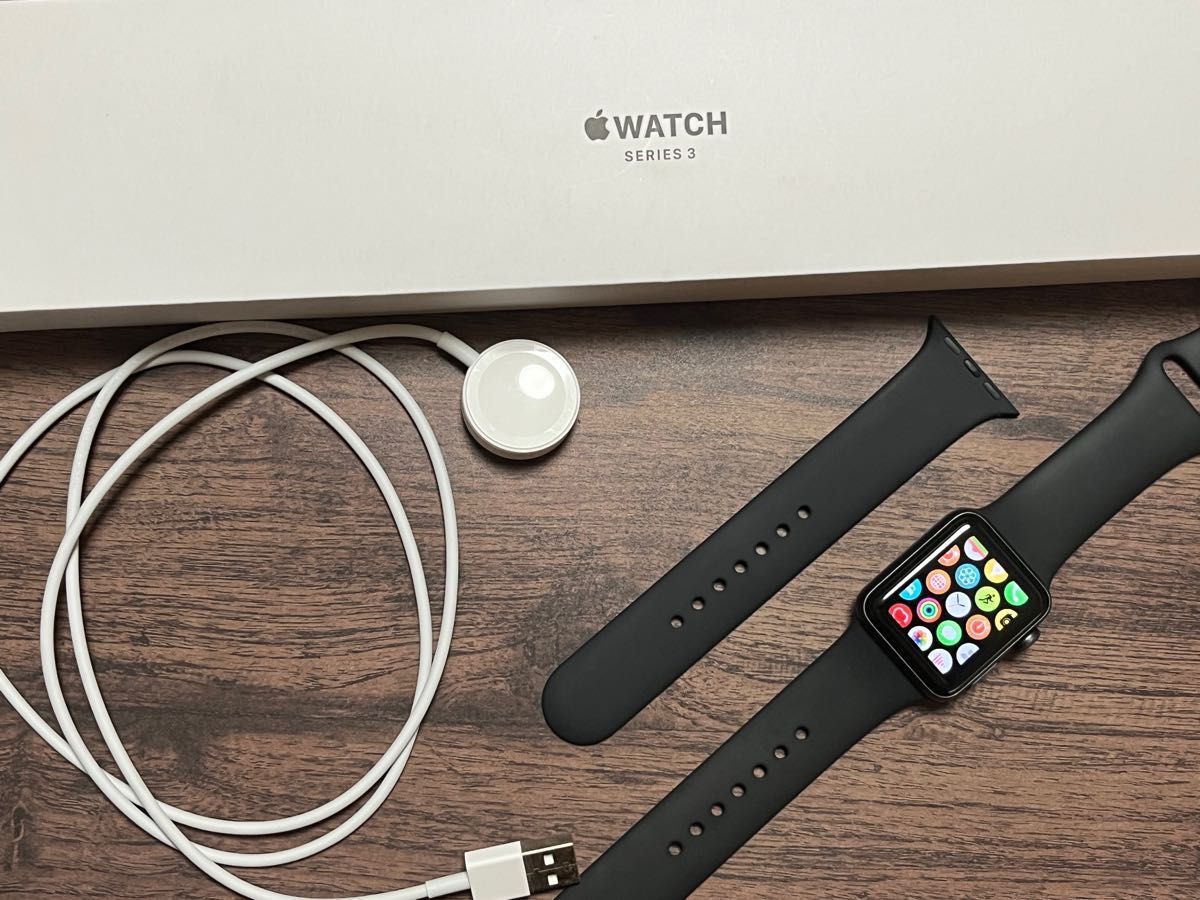 Apple Watch Series3 GPSモデル 38mm スマートウォッチ、ウェアラブル