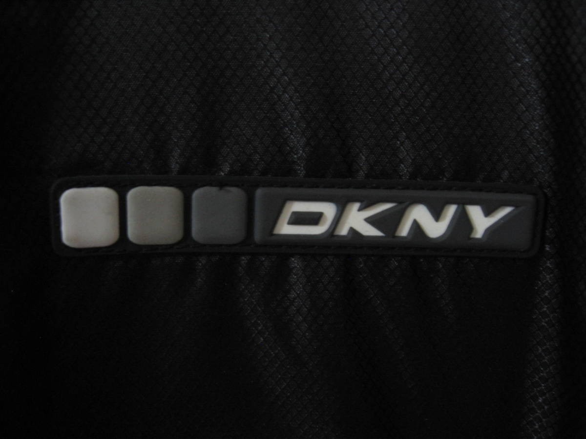 90's DKNY ACTIVE Nylon Overcoat size S ダナキャラン ナイロンコート ブラック×シルバー DKNY TECH_画像2