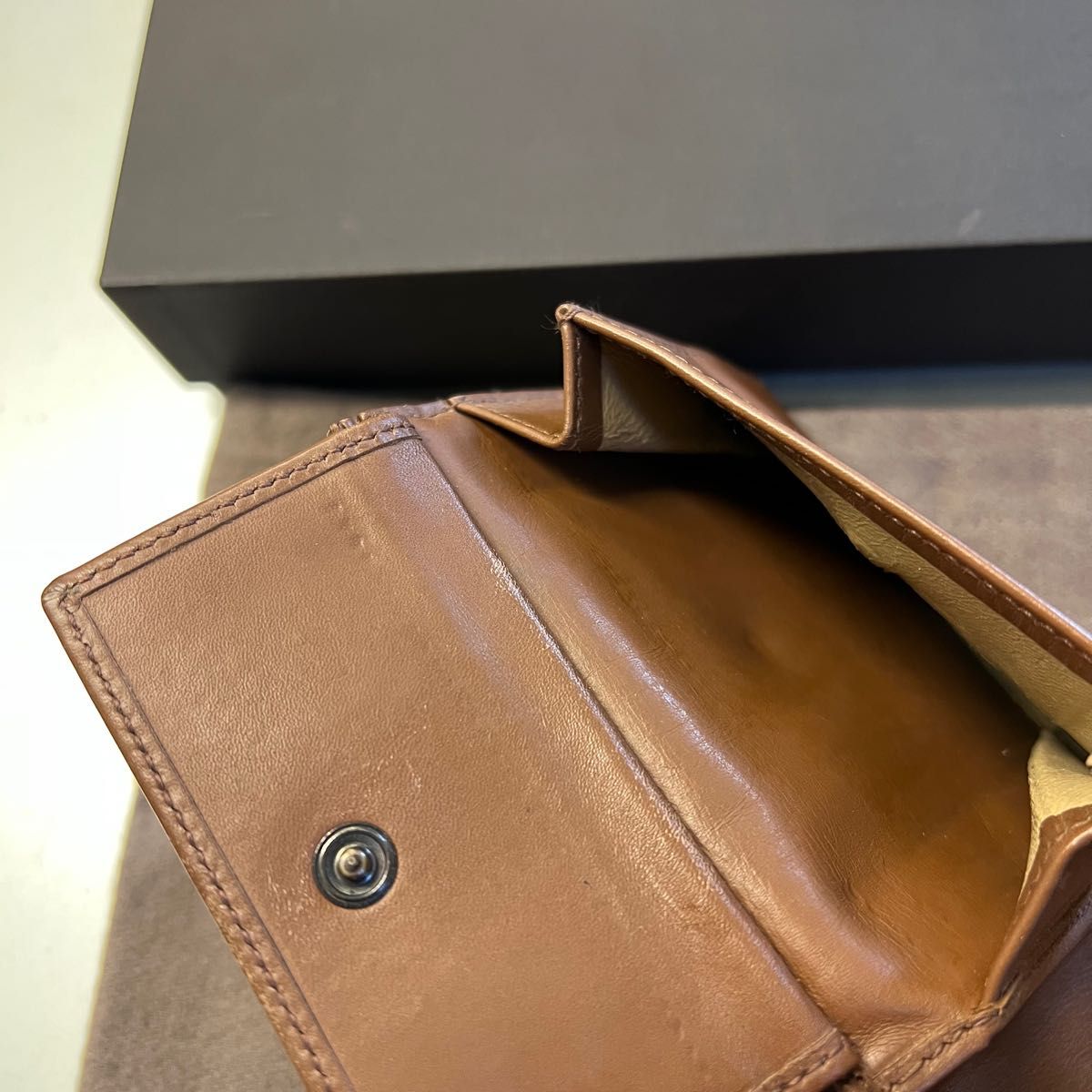 未使用に近い ボッテガヴェネタ BOTTEGA VENETA財布 二つ折り 折り財布