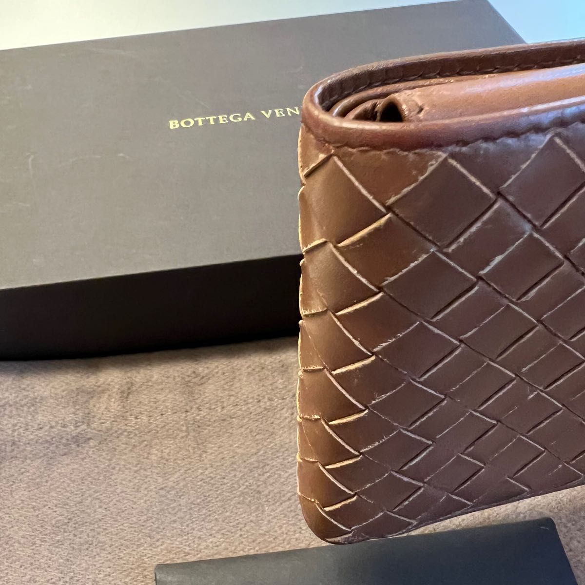 未使用に近い ボッテガヴェネタ BOTTEGA VENETA財布 二つ折り 折り財布