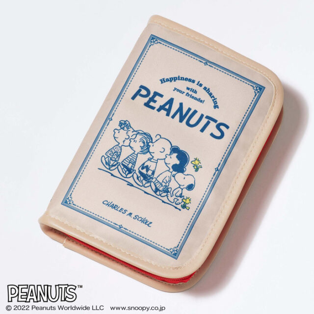 GLOW glow 2022 year 9 month number [ magazine appendix ] Snoopy book type .... valuable goods case 