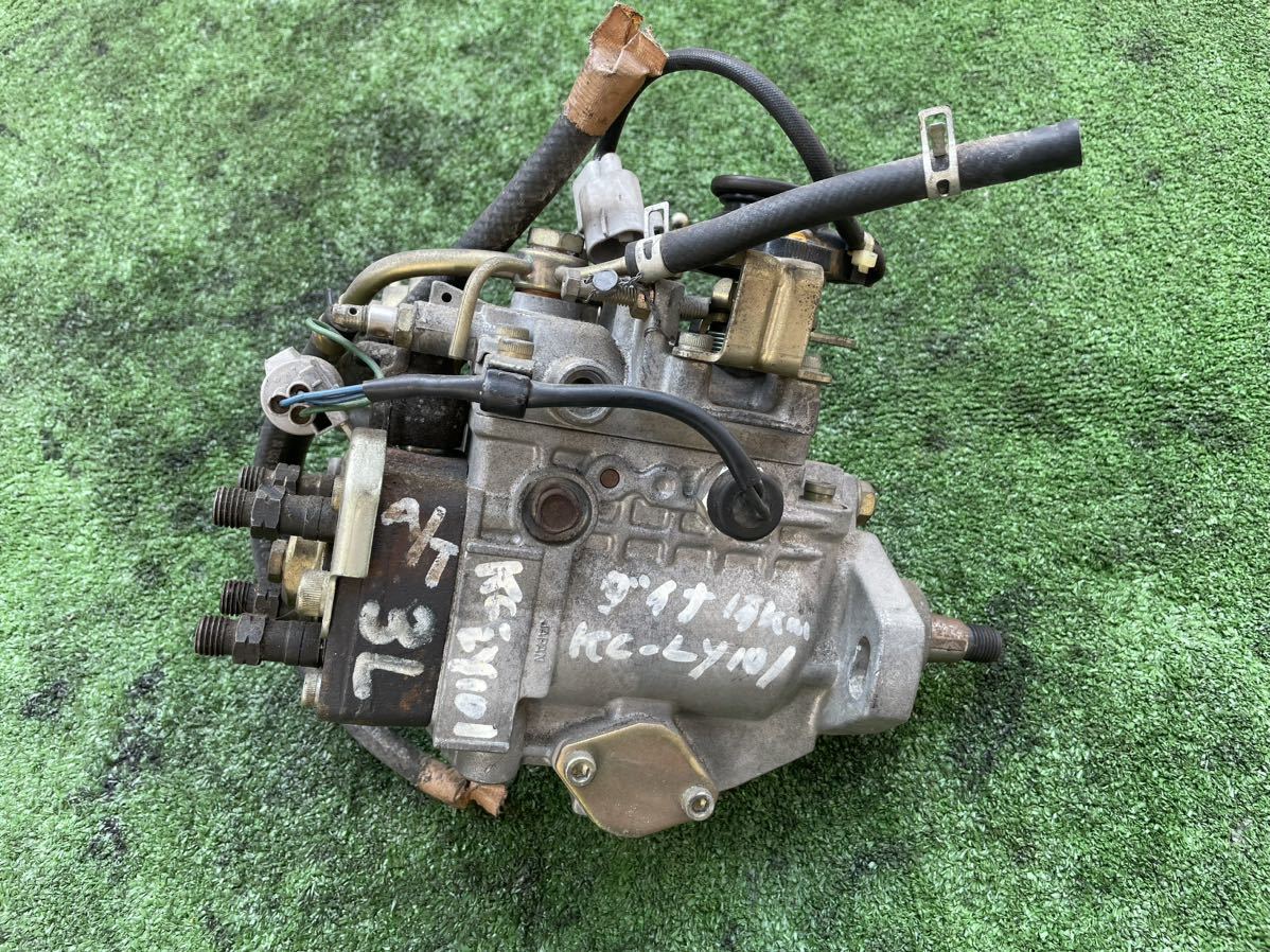 [10372]KC-LY111 Toyota Dyna * Toyoace 3L injection pump * jet pump used parts * stock goods gome private person * Okinawa prefecture * remote island un- possible 