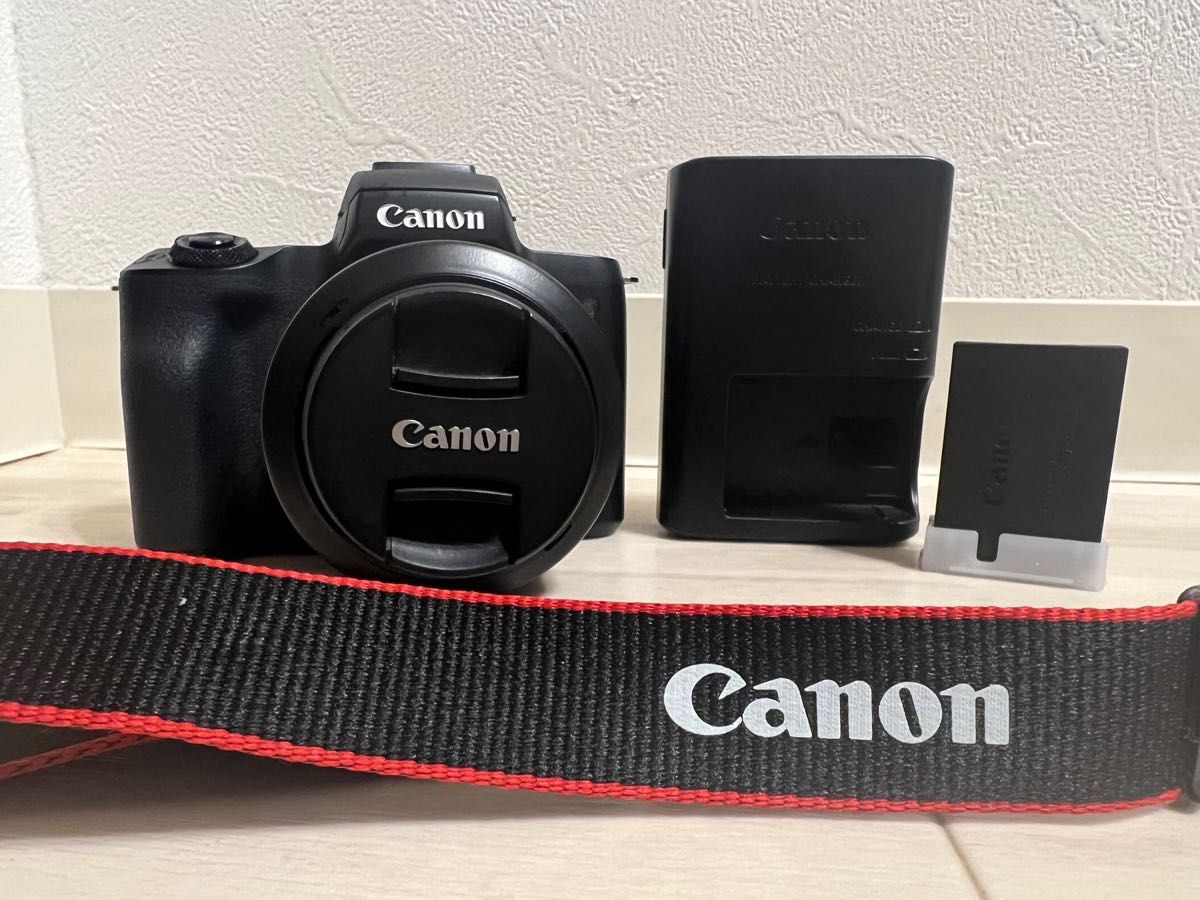 Canon EOS Kiss M2 ブラック ダブルズームキット Canon EOS Kiss M2 ブラック ダブルズームキット