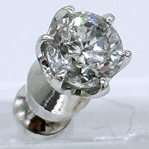 一粒 天然ダイヤモンド 0.6ct 鑑定付 プラチナ Pt900 シングルピアス