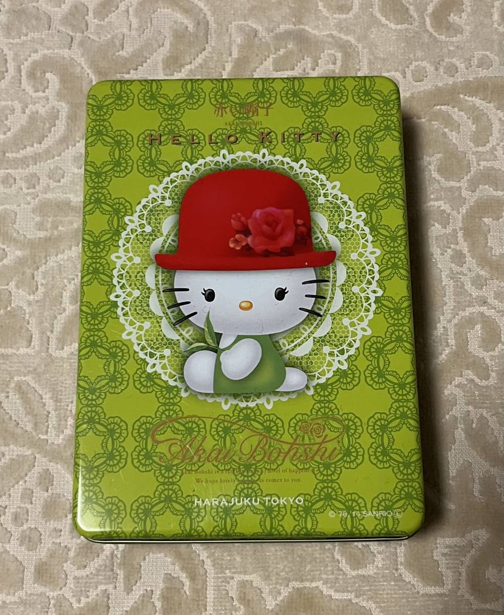 ハローキティ HELLO KITTY 缶ケース 空き缶 赤い帽子 HARAJUKU TOKYO Akai Bohshi_画像1