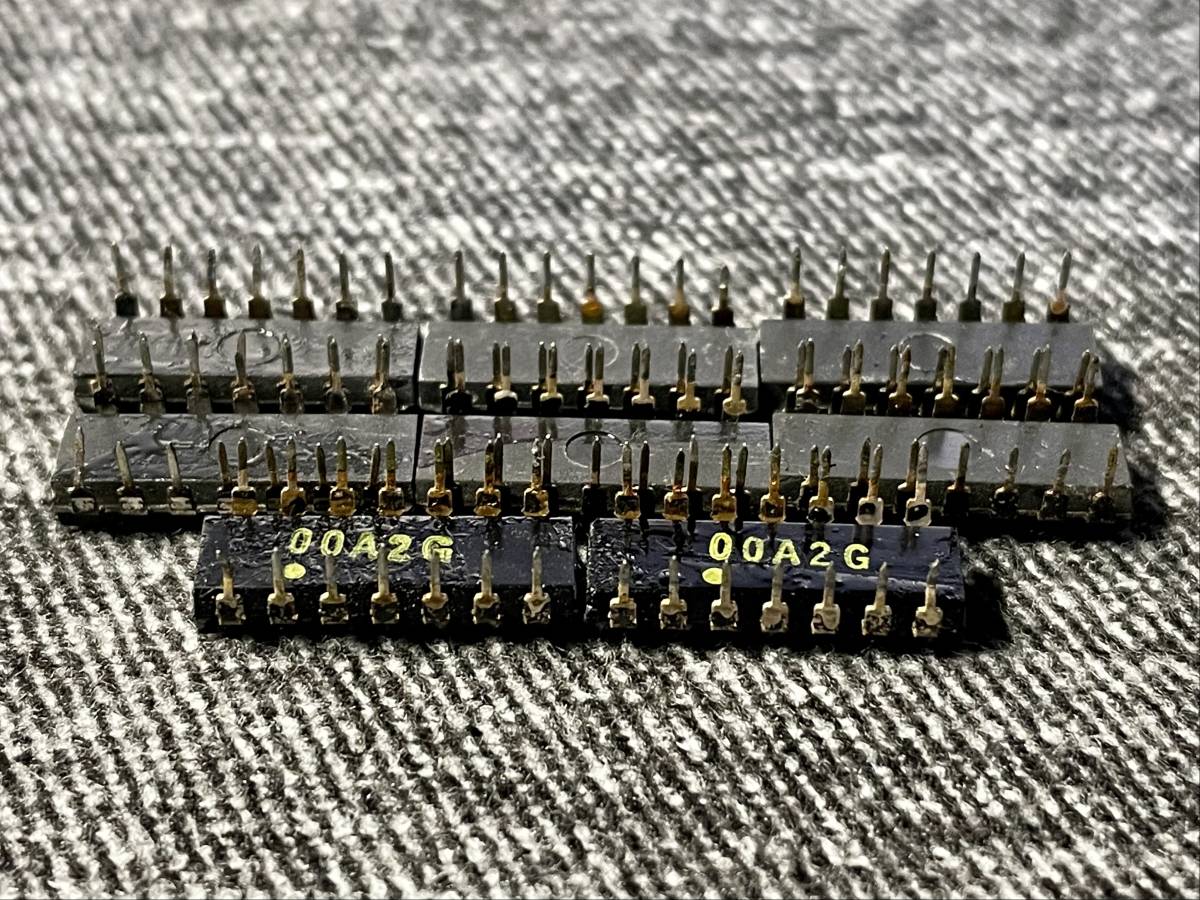 TEXAS INSTRUMENTS SN7400N！QUADRUPLE 2-INPUT POSITIVEN AND GATES IC 14-DIP 全8個セット！！_画像4