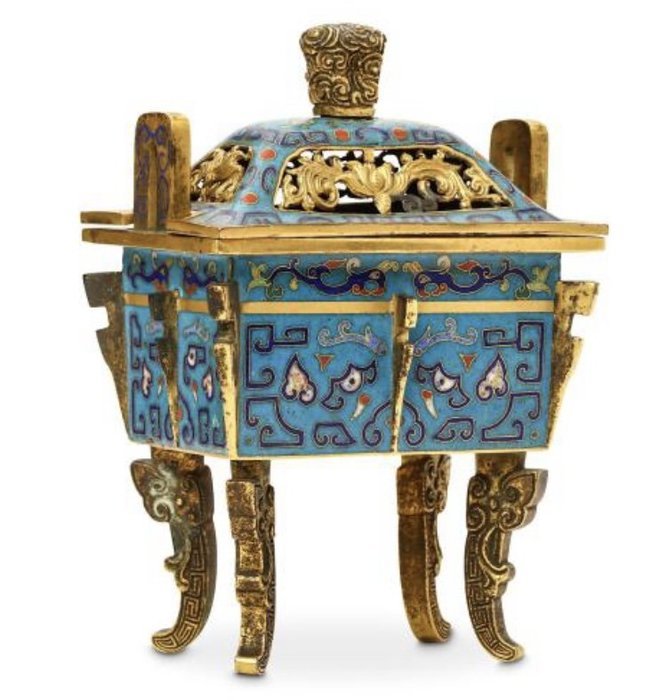 中国文物銅器七宝エナメル収集家の放出品清代絲琺瑯景泰藍饕餮紋方鼎
