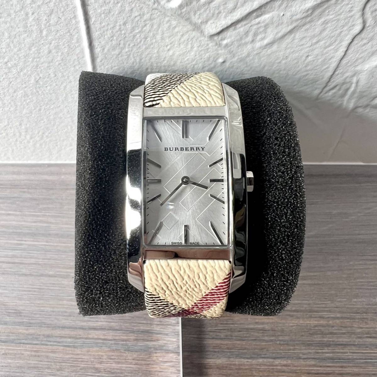 極美品 BURBERRY バーバリー 時計 ザ クラシック ローズゴールドカラー