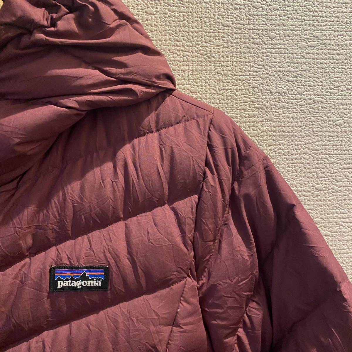 パタゴニア/patagonia/ロゴ入りジップアップフーディーダウンコート_画像3