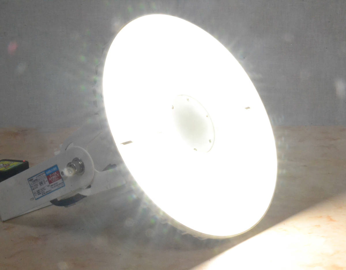 日動工業 L200W-P-AW-50K 200w Adisk LED照明器具 電源HLG-240H-36A *ブラケット付* 屋外屋内用 中古品_画像2