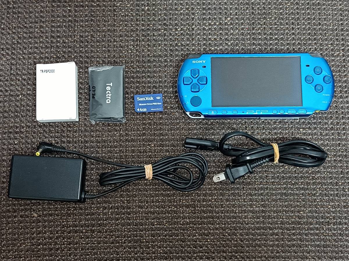 ヤフオク! - PSP3000 バイブラントブルー本体+アダプタ+4GBメ