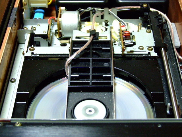 アナログレコードの感動を】お手持ちのCD/SACDプレーヤーの音質 アナログレコードの感動を】お手持ちのCD/SACDプレーヤーの音質