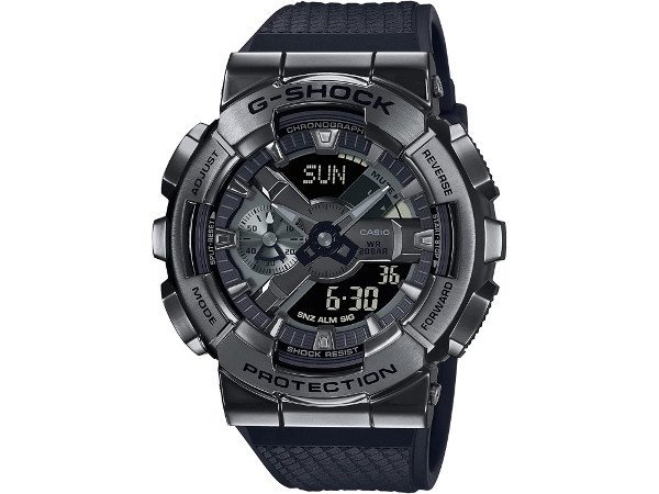 送料無料 カシオ G-SHOCK メタルカバードシリーズ ブラックアウト GM-110BB-1AJF 国内正規品