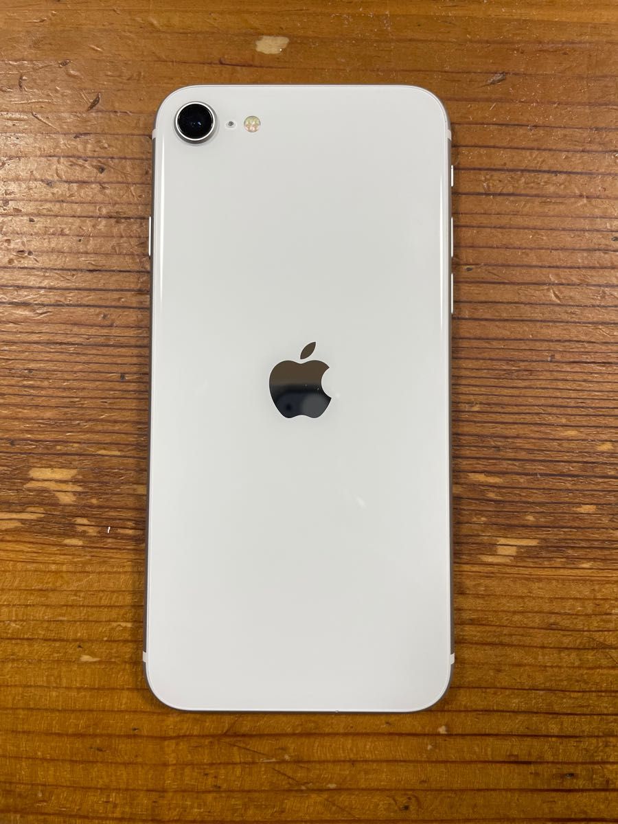 iPhone SE 第2世代 (SE2) ホワイト 64 GB Y mobile｜PayPayフリマ