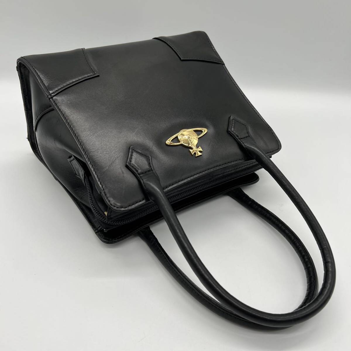 【廃盤・美品】ヴィヴィアンウエストウッド オーブ ハンドバッグ ヌメ革 Vivienne Westwood ビンテージ ヴィンテージ レザー レディース