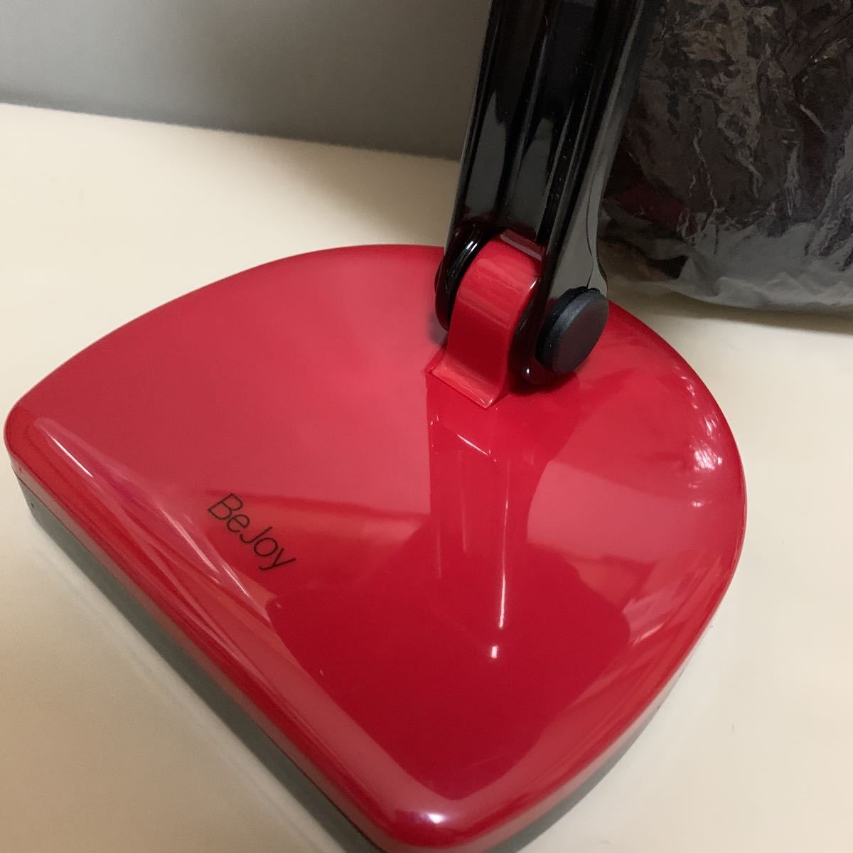 か4 卓上式換気扇 エアークリーンファン レッド DTE-1501(RD か4 卓上式換気扇 エアークリーンファン レッド DTE-1501(RD